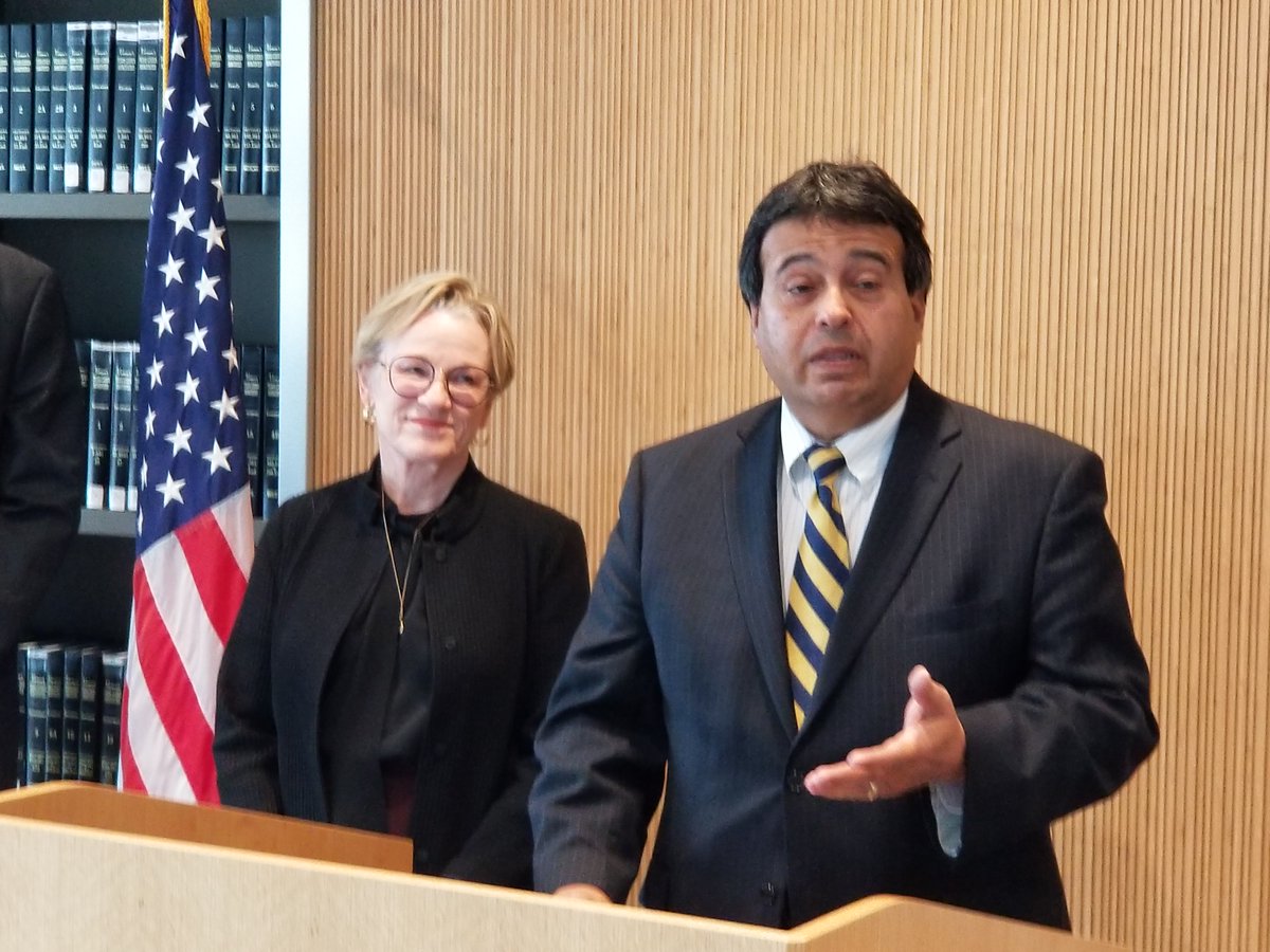 DATravisCounty's tweet photo. Joining forces to help Travis County residents expunge an arrest record that may prevent them from getting a job, housing or financial aid to college. The County DA, Attorney &amp; District Clerk announce the 2020 Expunction Expo. Info at: https://t.co/qKkH12ocmc #expunction #arrest https://t.co/17SWLDDQbh