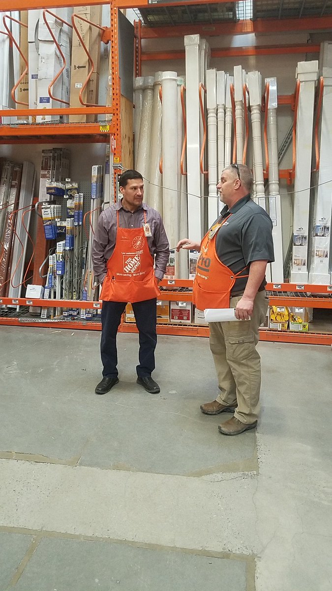 PK from the master. Pro DH giving a smart lesson on bulk stock and job lot quantities in D30!! Excellent partnership