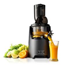 Jin Guangshan = juicerYou have the best of intentions, really, but all this does is extract the value from your fruits and vegetables, leaving all the healthful fiber and roughage to the compost. BONUS: It takes up valuable counter space, edging out other, better appliances!!!