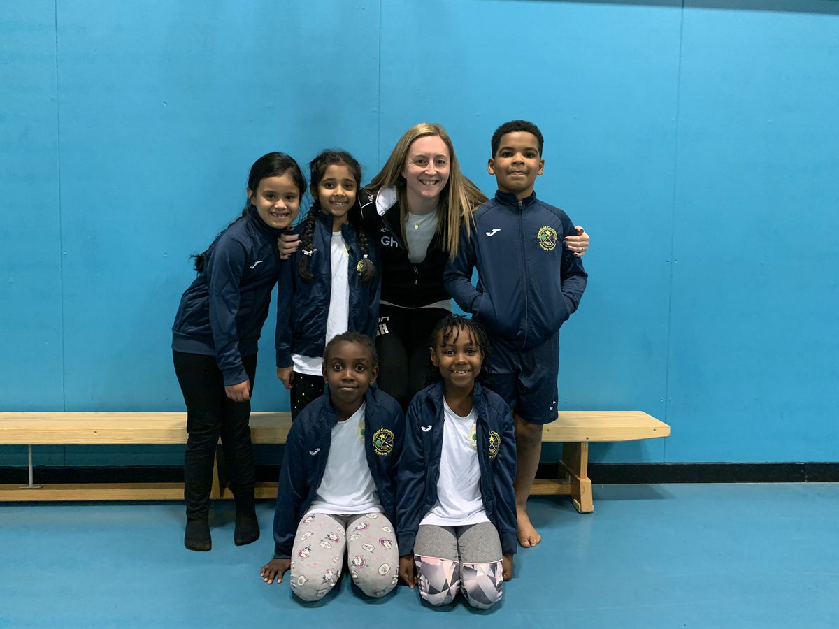 Mrs Holt tweet media