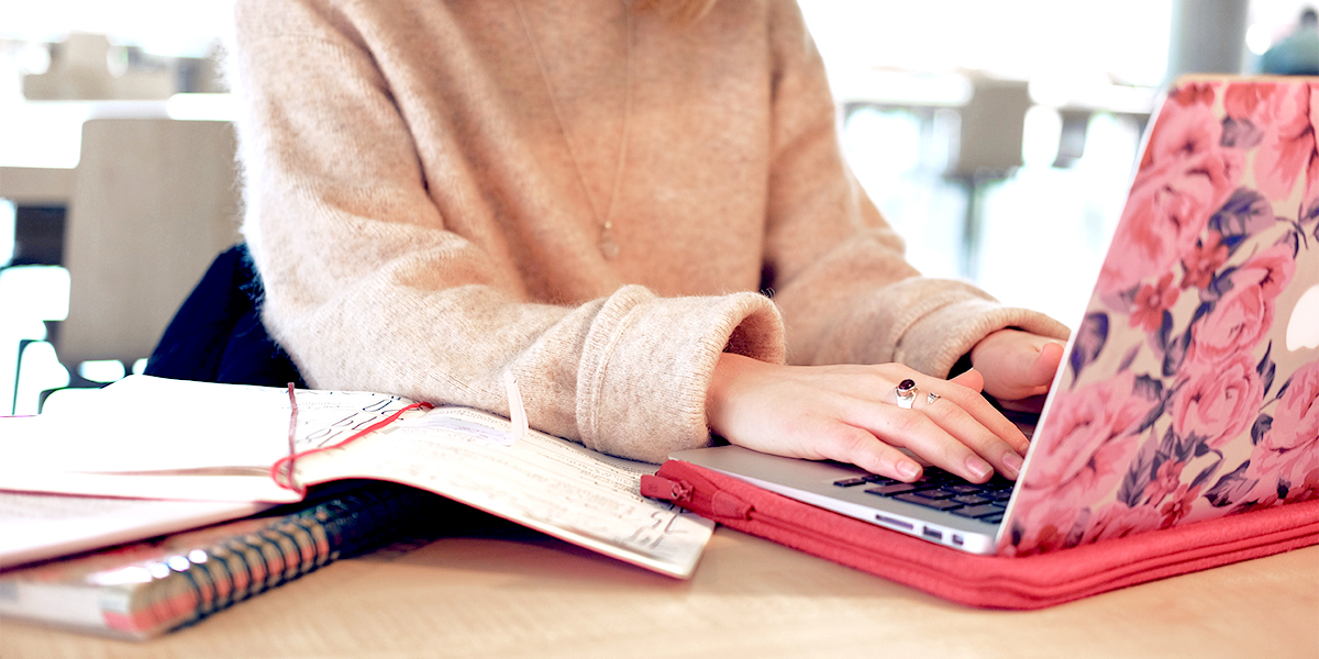 Check out my latest article on 10 ways to build a strong personal brand #WomensInvestmentCommunity. ow.ly/I6CG50xZT7i