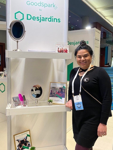 DesjardinsGroup's tweet photo. Some of our #GoodSpark entrepreneurs, @cheekbonebeauty @nudniklife @goodfoodforgood and Two Sisters on a Mission came by the #HRPAAC in Toronto, to share their inspiration and experience. 
To learn more about how we support social ventures, visit 👉https://t.co/PXSGOHbI6g https://t.co/ZxEZUFL55g