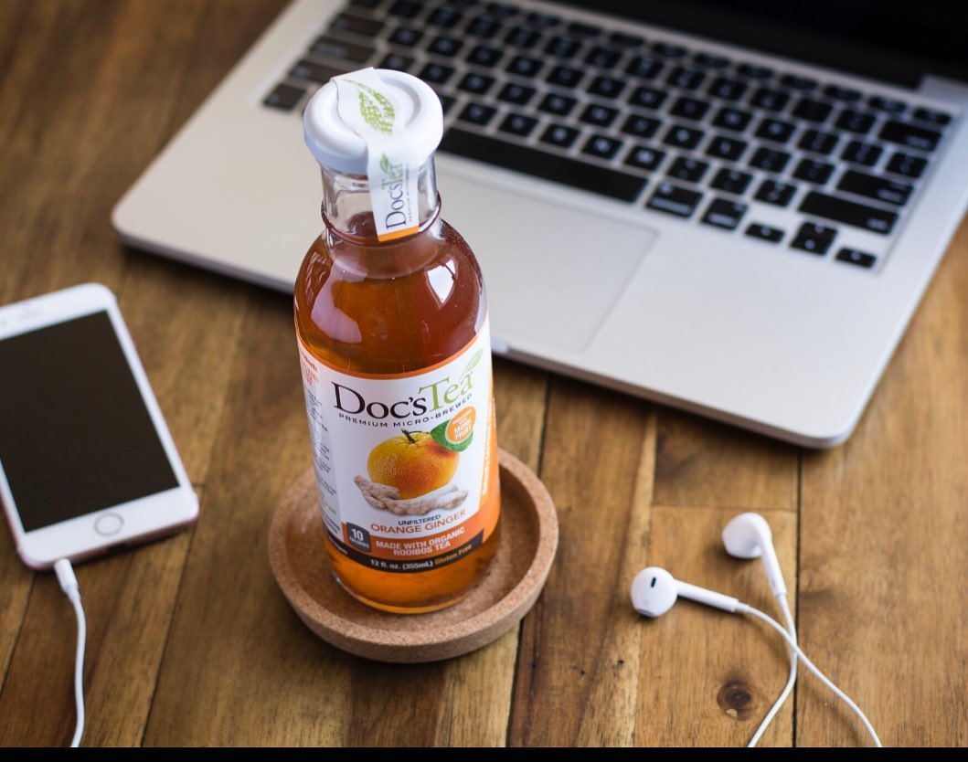 MetroCookingDC's tweet photo. Happy #humpday! Need an energy boost this afternoon? A bottle of @DocsTea  is the way to go! If you forgot to stop by their booth @MetroCookingDC 2019, be sure to pick up a bottle of their micro-brewed, organic tea at your local Whole Foods today! 📷: @DocsTea https://t.co/F9d2diwnHj