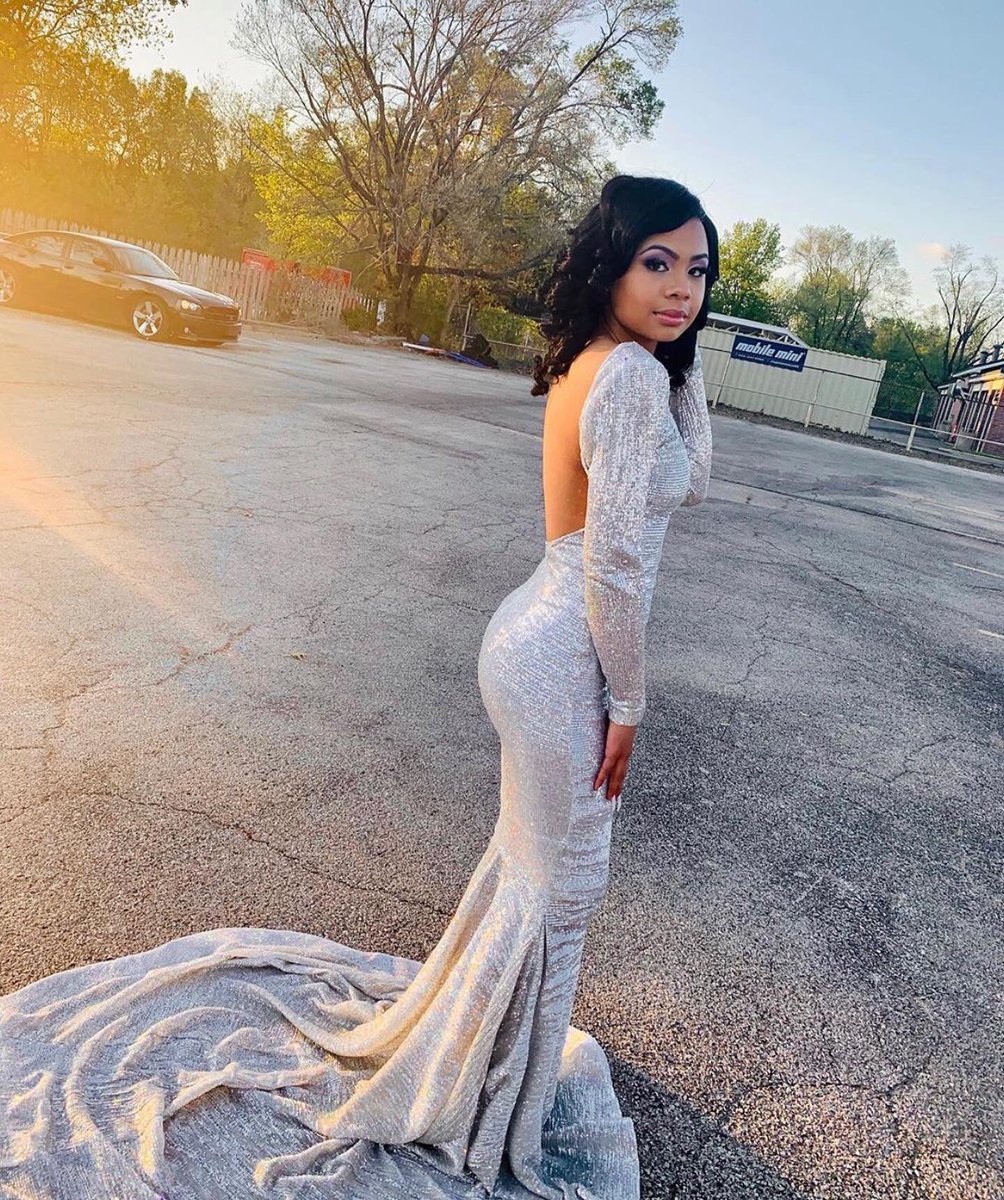 BelExperience's tweet photo. #Prom is fast approaching have you booked your free consultation yet? 

#prom2020 #promgirl #promideas #gowns #customgowns https://t.co/4CnUSkolti
