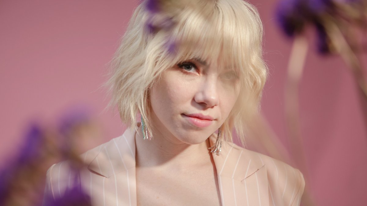 stainedfuton69's tweet photo. There’s two types of people in this world: Carly Rae Jepsen stans and Racists. Which one are you? https://t.co/jFSLHvacWc