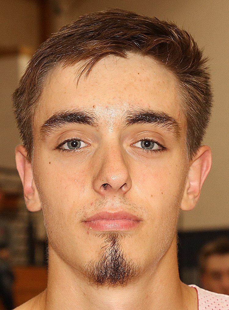 WisBBYearbook's tweet photo. 2020 G/F Ethan Breheim (6-5), left, of Alma Center Lincoln had 30 points, 15 rebounds and 8 assists while teammate 2020 G Justin Rowekamp (5-11), right, added 14 points and 4 assists to help the Pirates defeat Eau Claire Immanuel Lutheran 60-59 Tuesday. https://t.co/WRURlaWVOf