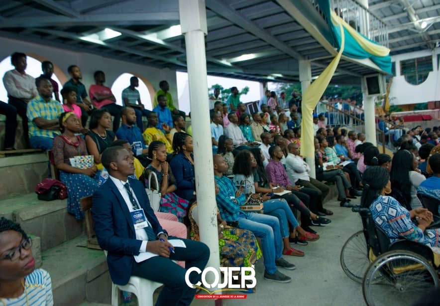 JeunesseLaborne's tweet photo. #JeunesseDeLaBorne #COJEB #retourenimages https://t.co/pJMQZ9MGbQ