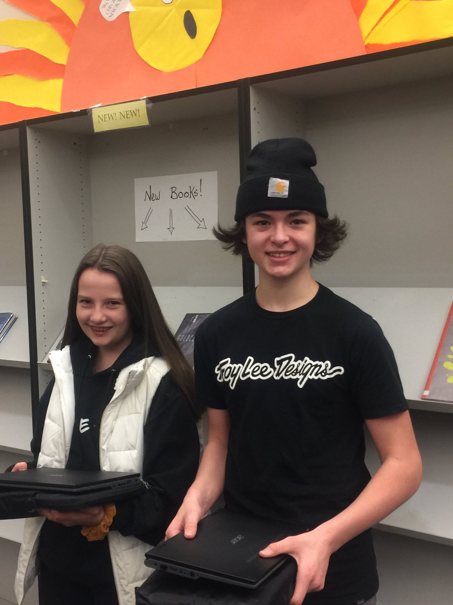 Chief Kanim Hawks tweet media