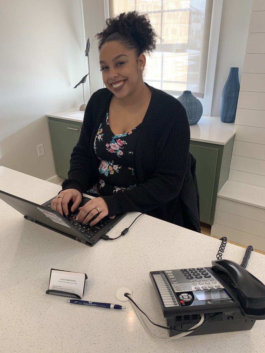 CopperBeechMtP's tweet photo. 3 &amp; 4 UPGRADED Townhomes are running  LOW! Reserve yours today. 
Busy? No worries all of our leasing is done online, from the application to signing the lease 🖊 

#centralmichiganhousing #studenthousing #livecbeech #beechlife #cmu #fireup #cbmtp #Centralmichigan #chippride https://t.co/6m7QBvRna6