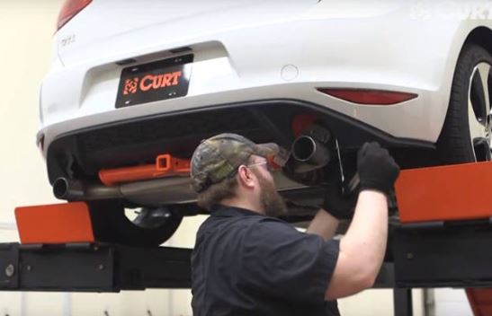 CURTMFG's tweet photo. TOWING 101:
Can I install a hitch myself? What tools do I need? Or should I bring this into a shop? These questions are answered in the ultimate towing guide.
Check it out > https://t.co/tCkw0iAqD5

#towingguide #hitchinstall #hitchinstallation #customwiring https://t.co/8ROa2F7tka