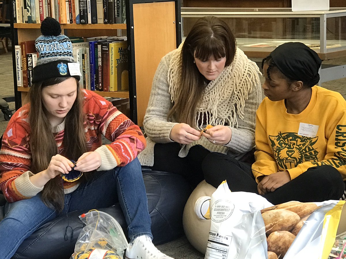 LaunchFranklin's tweet photo. The latest Pivot reminders were emailed out today by Dean Alioto. Read them carefully. We can’t wait to see how you will Pivot on Monday and Tuesday! #FCPivot #FCLaunch https://t.co/6WXqNVzChl