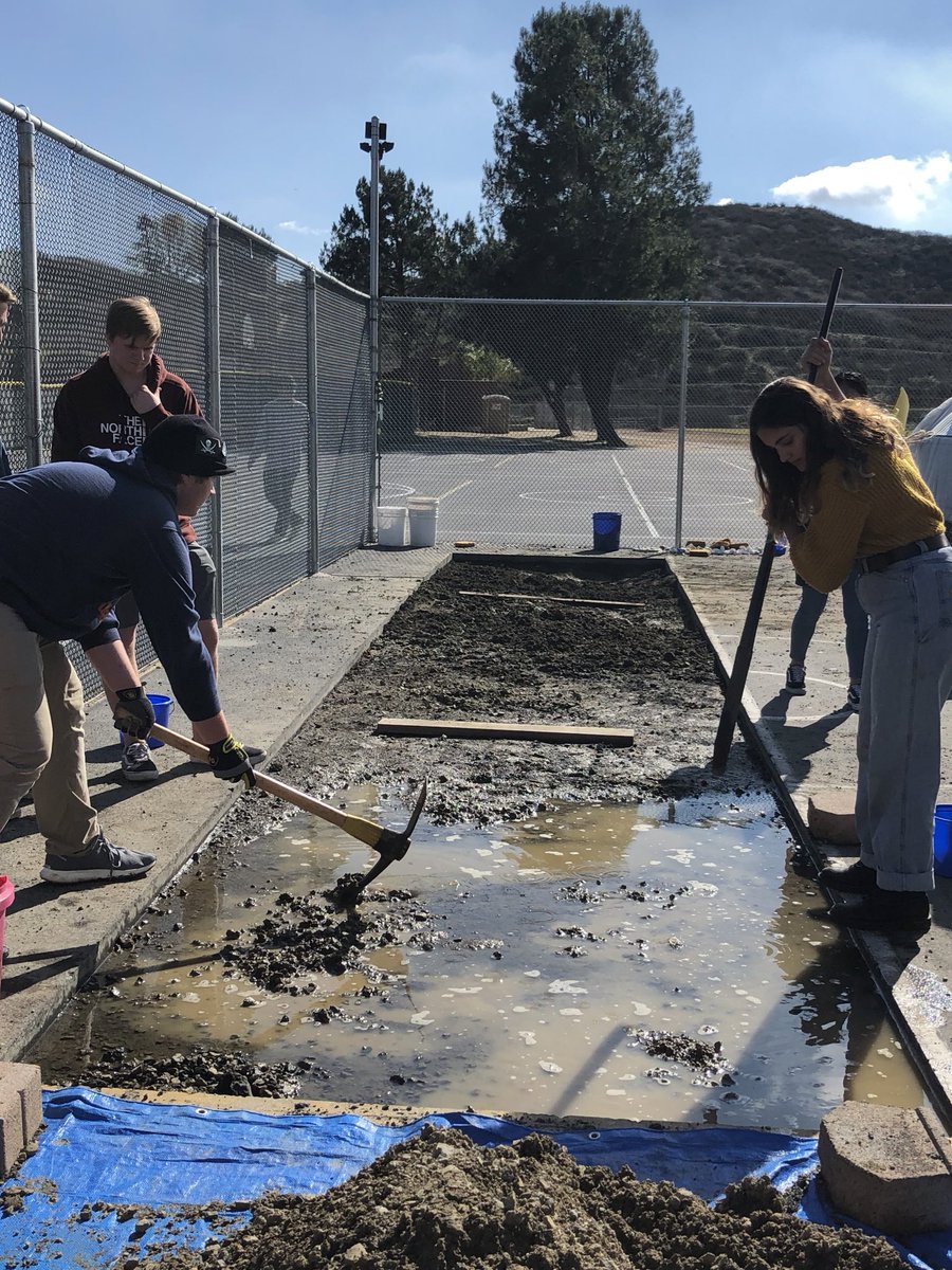 Tvhsbiosustain's tweet photo. We’re making some more progress on demolishing the asphalt thats outside our greenhouse. We’re so excited to start constructing our Bioremediation garden! Stay tuned to see our progress😎🌱 #wearecta #cta #ctaift #bio #sustainability https://t.co/SqwDa0SE9P