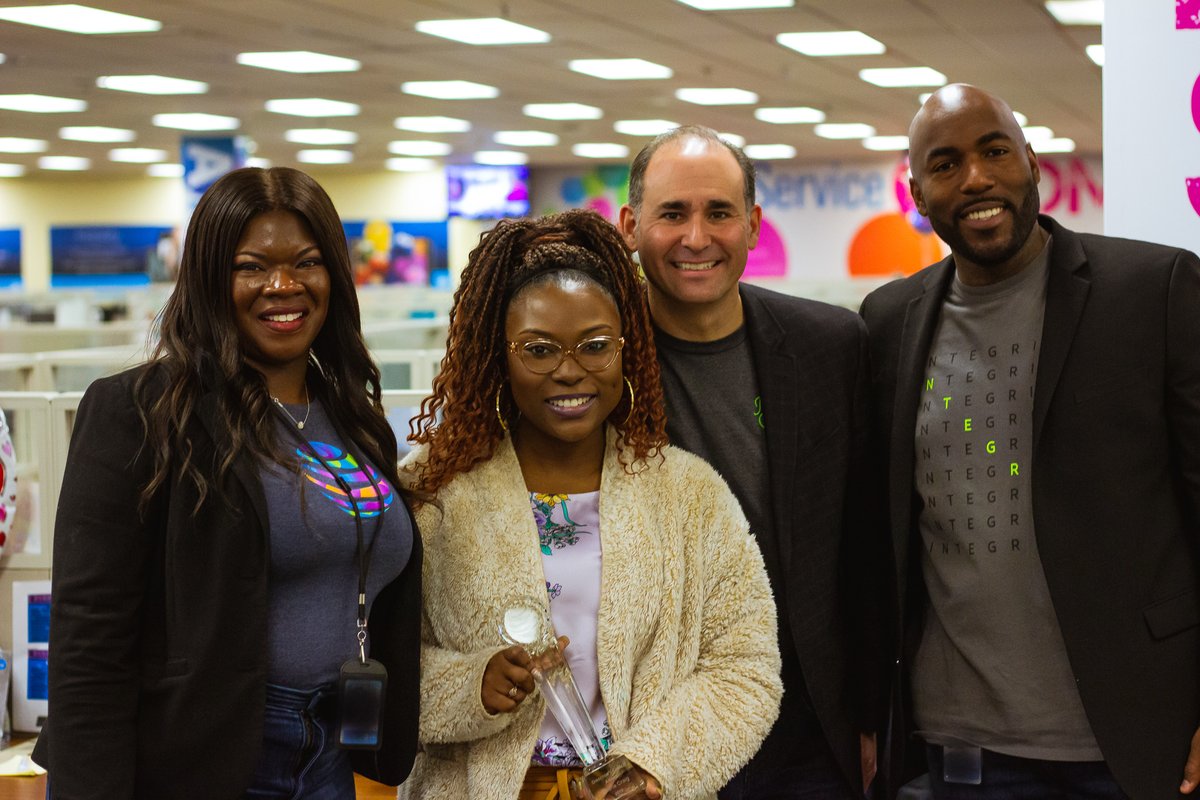 Joyriders - Queen City (@qcjoyriders) on Twitter photo Congratulations @iamEssDeeCee on receiving THIS YEAR'S "Director's Choice Award" #TuggleNation #LifeAtATT <a href="/mrscorporate/">Mrs Corporate</a> <a href="/banks_dvb/">David Banks</a> @BJTaylor_5 @AbrielleDMDR Congratulations @iamEssDeeCee on receiving THIS YEAR'S "Director's Choice Award" #TuggleNation #LifeAtATT <a href="/mrscorporate/">Mrs Corporate</a> <a href="/banks_dvb/">David Banks</a> @BJTaylor_5 @AbrielleDMDR