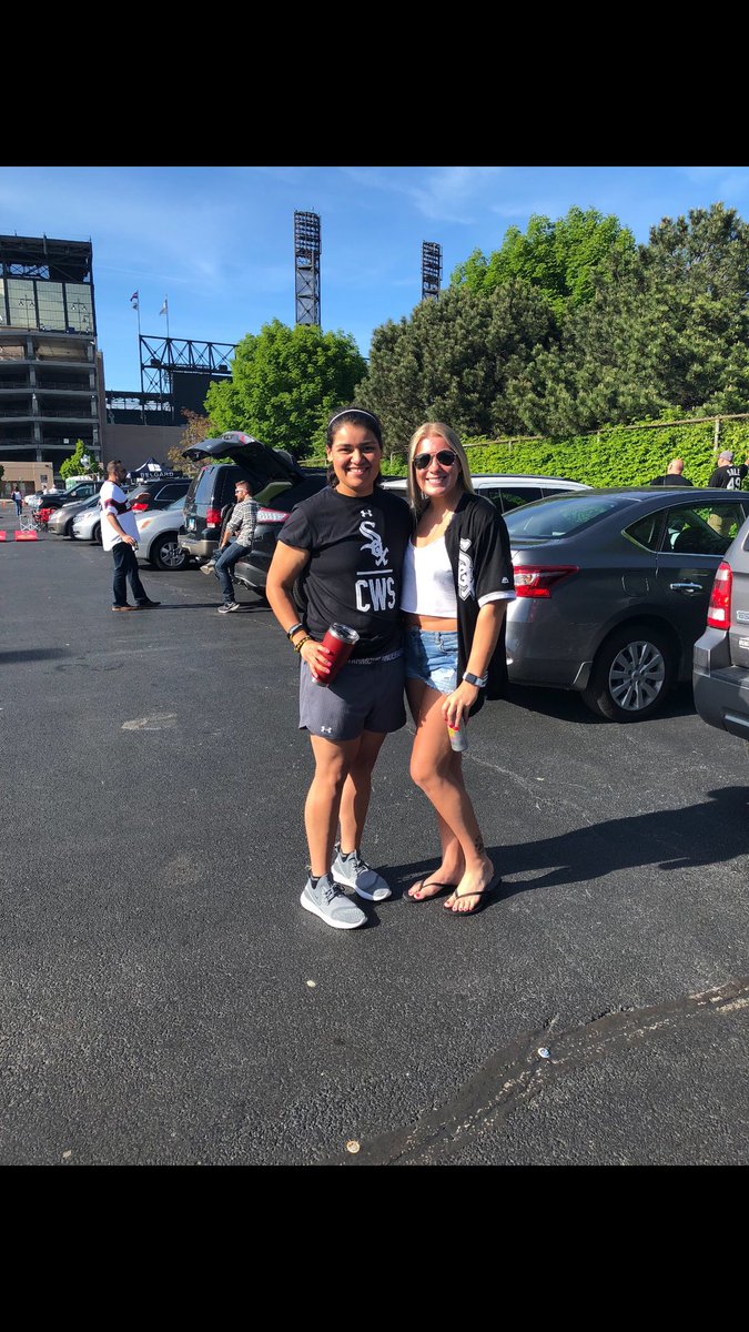 R_D_Gonzo9's tweet photo. Happ Birthday @ChladekPaige !!! Hope you have a great day!! Love you💕 https://t.co/SzVmUPZ47m