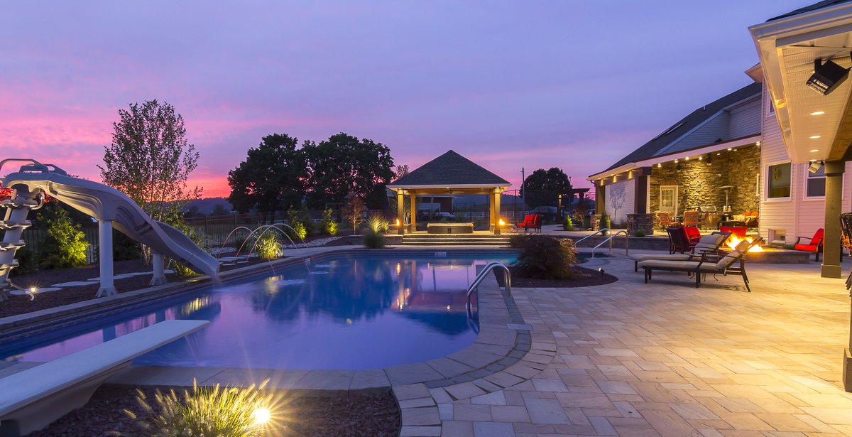 Backyard fun is over for those in colder climates, but don't ignore your outdoor fire features. Learn winter maintenance &amp; tips in our Tech Talk!  ow.ly/zSZD50y2nzX