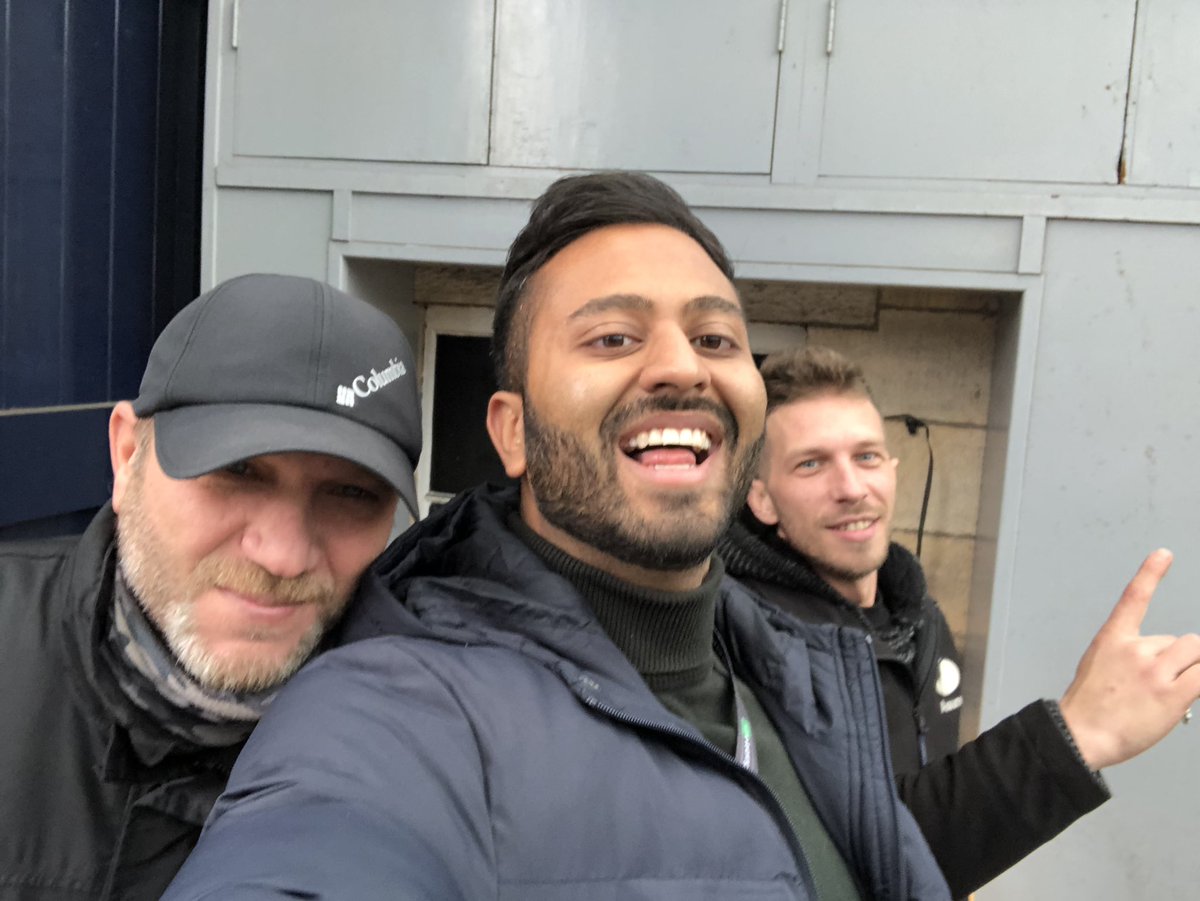 Rish U865 tweet media