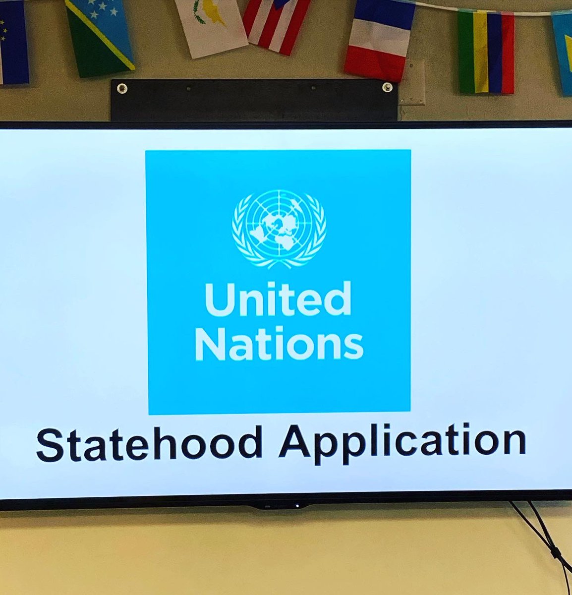 MrsGilbertsonLC's tweet photo. Spent today sharing reasons for self-determination of groups wanting to become their own countries 🌍🌎🌏 #lctigerpride https://t.co/Q2T1ixoCko