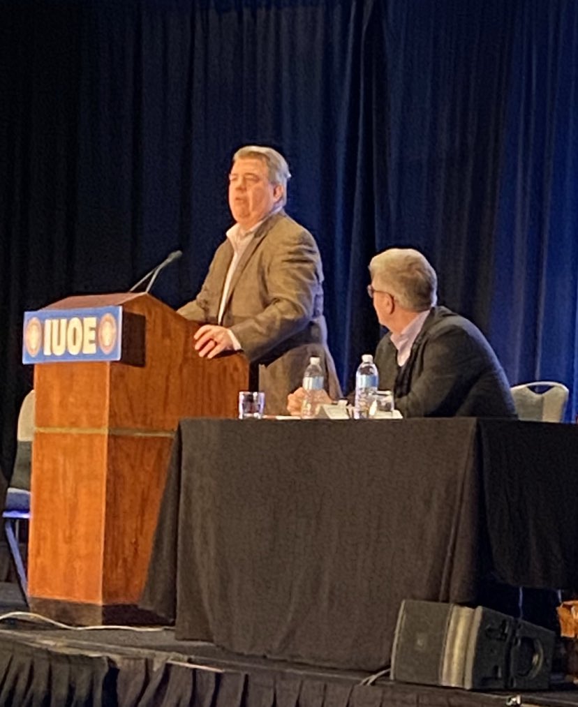 CLalevee's tweet image. Always nice to hear GP Callahan address the crowed. He #workshard along with his staff to insure the #iuoe is at the #forefront of #issues pertaining to the #operatingengineers #UnionStrong #wintermeetings #keephudsonunion #leadership #WednesdayMotivation