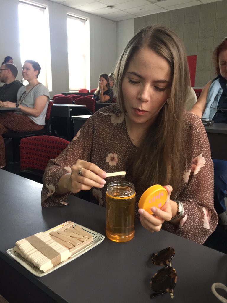 zoologymolly's tweet photo. In today's seminar we could take the study samples home!!! Free #honey from the #fynbos of #SouthAfrica (by Hurters Honey). PhD defence by Nanike Esterhuizen on the botanical origin, physicochemical properties and antibacterial activity of selected West Coast honeys. #phdlife https://t.co/hWCGwXPIHb