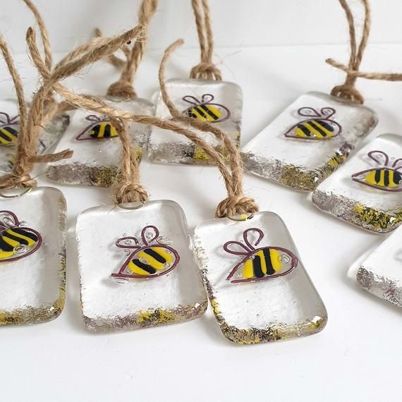 MaisyPlum on X: Bee Decorations - Honey Bee Home Decor - Bumble Bee Garden  Decor  #handmadehour  / X