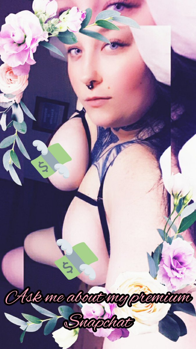 LillianMorgue's tweet photo. 75$ only one payмenт ғor a wнole lιғeтιмe.  #premiumsnapchat https://t.co/6CedbNhDk4