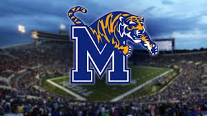ChrisDMac10's tweet photo. Blessed and honored to receive my 1st offer @MemphisFB #GoTigersGo #TPW 🙏 @david6glidden @Josh_Scoop @okprepstv @Coach_TDaniels @tbradnamirah @BrandonDrumm247 @branndonbraxton @CoachJames3 https://t.co/GJY8pTnkHd