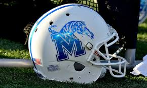 ChrisDMac10's tweet photo. Blessed and honored to receive my 1st offer @MemphisFB #GoTigersGo #TPW 🙏 @david6glidden @Josh_Scoop @okprepstv @Coach_TDaniels @tbradnamirah @BrandonDrumm247 @branndonbraxton @CoachJames3 https://t.co/GJY8pTnkHd
