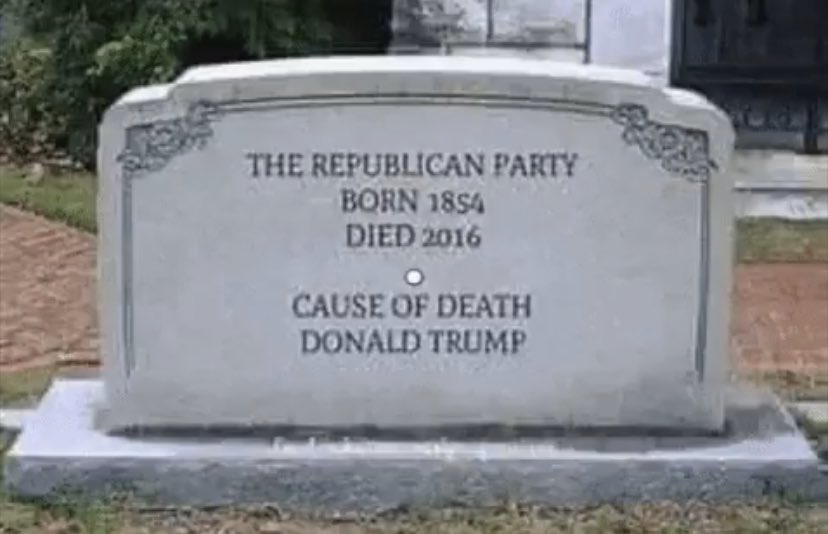 TapestryofPeace's tweet image. California #VoteMcCarthyOut he is only for Trump. We know Trump hates CA with a passion. Holding money from disaster relief. Threatening taxes on CA wines. Telling CA to rake their forests. Kevie agrees.