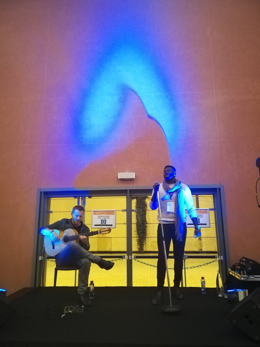 EDFutur's tweet photo. Merci au duo de musiciens Lyonnais RUCA pour leur présence ce soir ! https://t.co/iUqfklCYoW