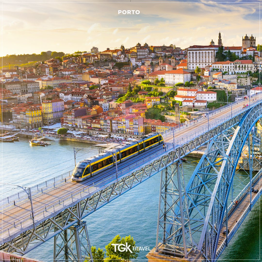 TGKTravel's tweet photo. Sinta-se em casa visitando um país apaixonante com toda a facilidade do idioma que é Portugal!

Aos apreciadores de um bom vinho, deguste o vinho do Porto em seu belo centro histórico. 

Insira #Portugal na lista de seus próximos destinos: https://t.co/jdA4KxqNty
#lisboa #porto https://t.co/qSGlyVGta1