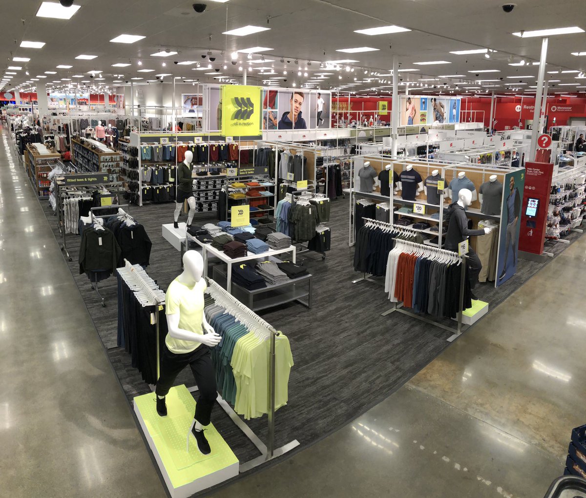 AmyT0192's tweet photo. All In Motion!🏃🏼‍♀️🏃🏻‍♂️🎯 T-0192 #detailsforthewin https://t.co/QSpEoPbP1o