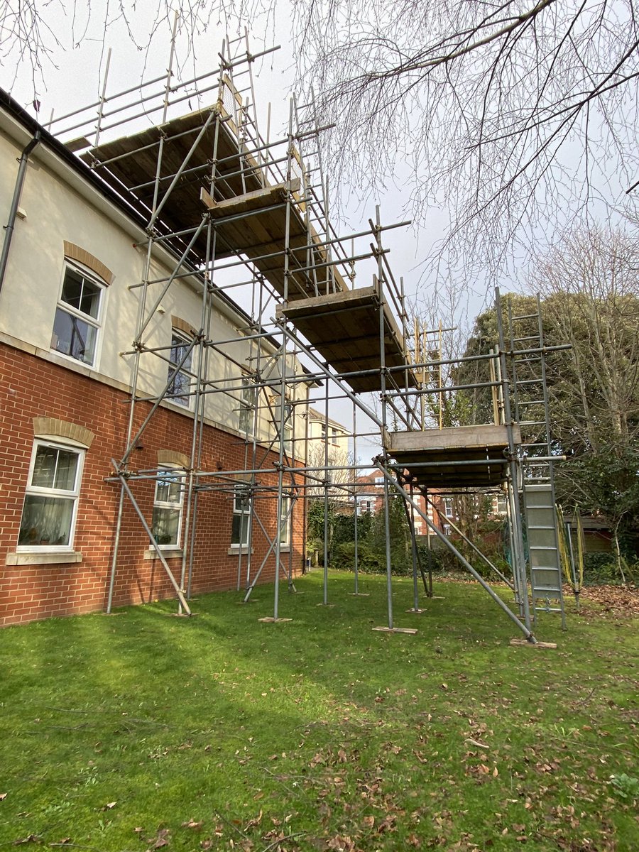 SamScaff2003's tweet image. A few from last weeks work. Well done team! #teamwork #scaffolding #dorset #WednesdayMotivation #ScaffoldDorset #TakingYouToTheTop