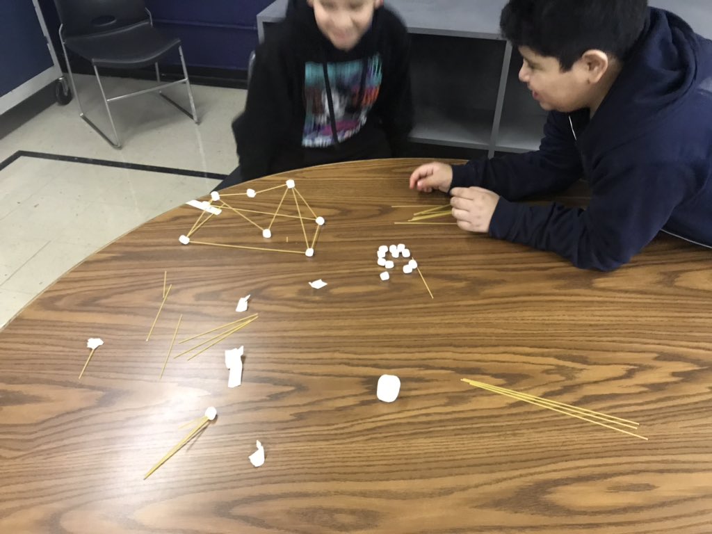 BVCoog13's tweet image. Another mentor session done at @Franklinhisd Glad to see the students again! #ATMP #AscendingToMen #ATMProject #HISDEmpowers