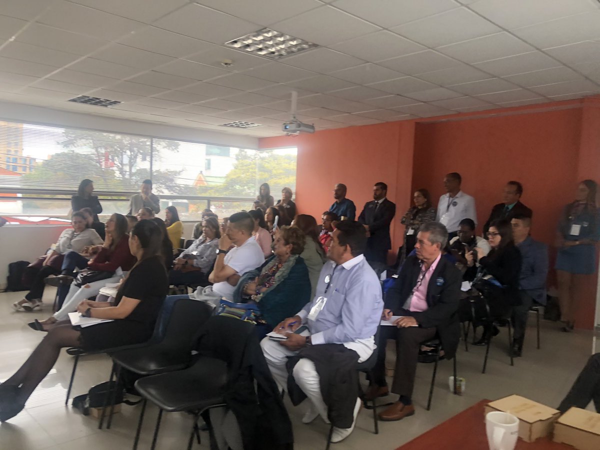 enriquerodrigo1's tweet photo. El mejor inicio de año Rena Ware 2020 una nueva generación de líderes ejecutivos Silver en Colombia https://t.co/wtYT5jzykr