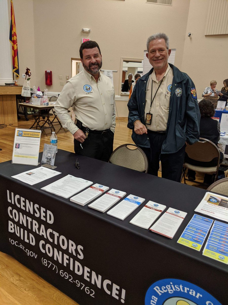 AZ_ROC's tweet photo. A couple of our investigators are answer questions today at a community safety expo in Mesa. We're happy to be out in the community informing residents how they can avoid scams. #HireLicensed and #ChecktheLicense https://t.co/nM4nW1Z9dt