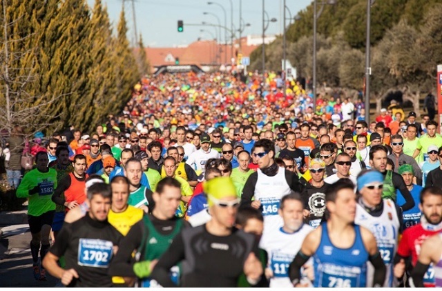 42ypico's tweet photo. Si quieres correr en la 21 media maraton ciudad de Getafe,corre que se acaban los dorsales! Inscríbete en https://t.co/nuO8PGm1Jb https://t.co/IdZmmzJuPk