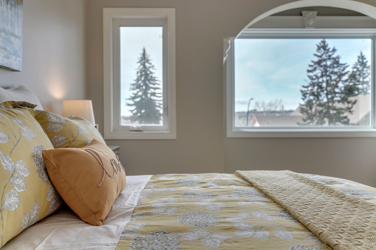 pamfieber's tweet photo. Beautifully staged, sunny bedrooms help sell homes. Edit Home Staging, Calgary, #yycre #yycrealestate #homestaging #EditHomeStaging #fieberstaging #stagingsells #calgaryre #yycstager #RESACalgary #yycStaging #yycstaging #homestylist #homestagingyyc #yychomestaging https://t.co/Vrh39IdBY1