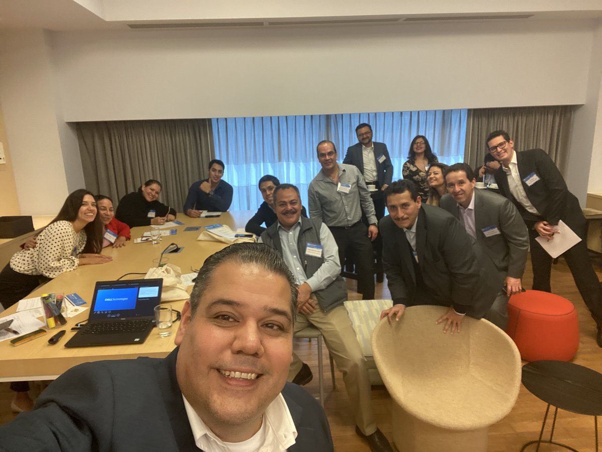 rdurong's tweet photo. Súper energízados, excelentes conversaciones con nuestros clientes, muchas gracias por su retroalimentación tan valiosa #DellTechPyme #Iwork4Dell @DellEMCLatam https://t.co/RESyQ8O4vG