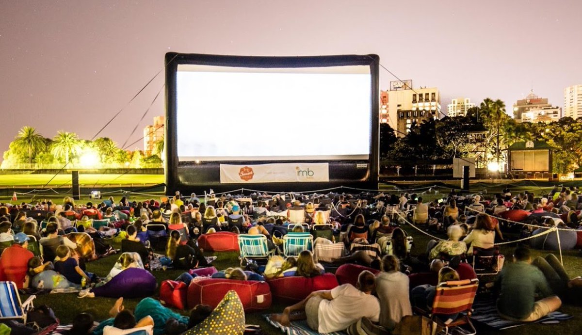 Calling all movie goers in Hamilton! 🍿

Come and watch the latest featured films under the stars in front of the big screen. Seddon Park presents Sunset Cinema.

Check all the movies showing here 🎥 bit.ly/SunsetCinema20…