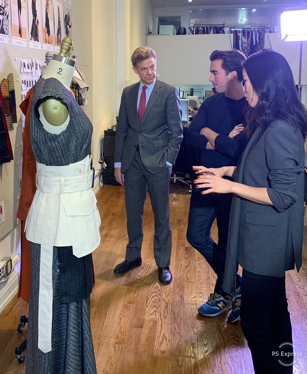 #Oscars2020 #oscarfashion <a href="/MonseMaison/">Monse Maison</a> with <a href="/JoTrupp/">Johanna Trupp</a> and <a href="/wwd/">WWD</a> style director Alex Badia