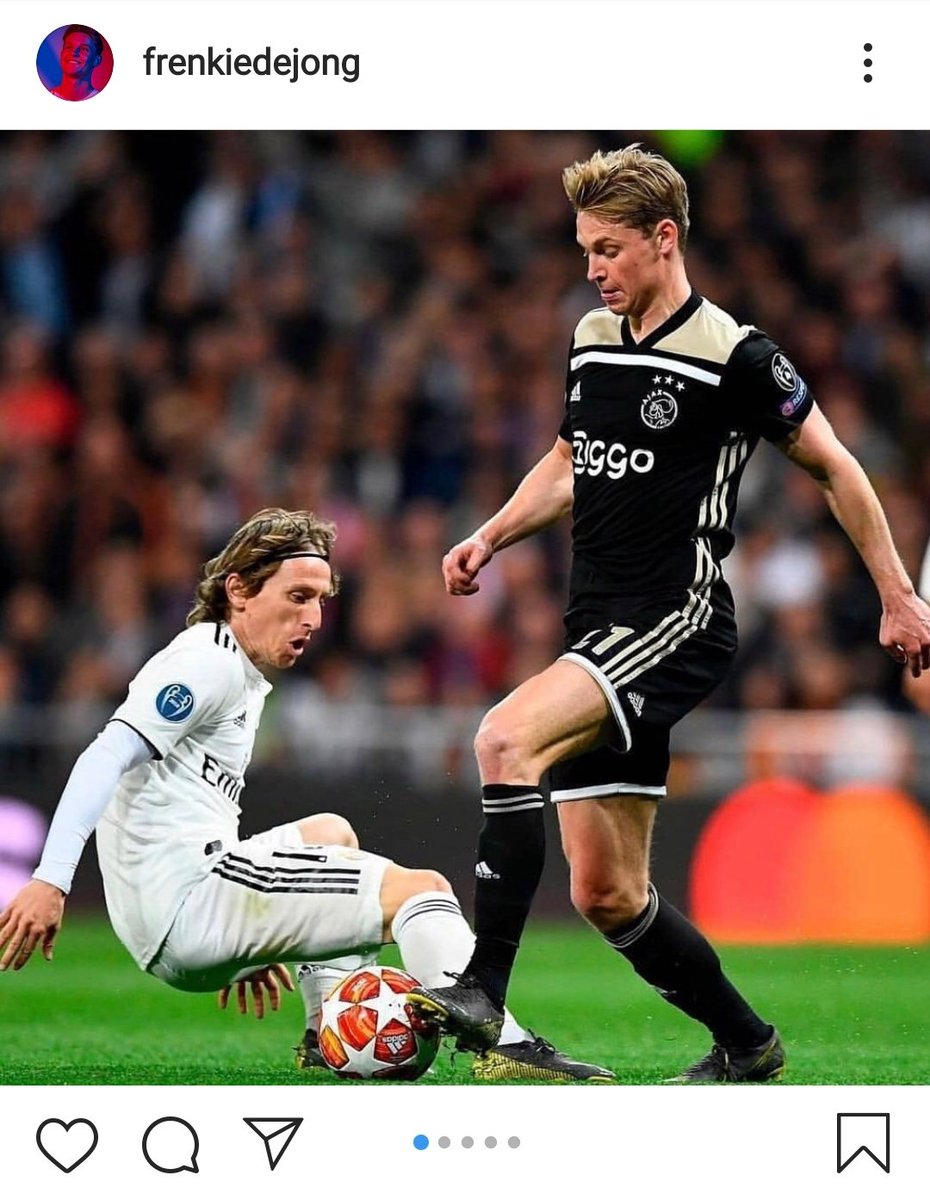 Twiterofilo1's tweet photo. ¿Hoy no subirá esta foto Frenkie De Jong siendo humillado por un futbolista de Segunda B? https://t.co/awJolby9V0