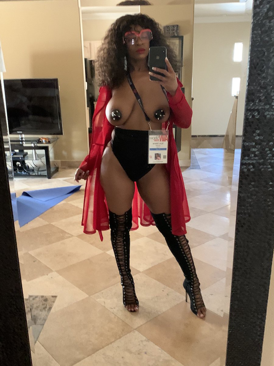 NylaStormLive's tweet photo. Come meet me at the @Clips4Sale Booth at AVN!!! #NylaStorm https://t.co/BXe3HMRzdP