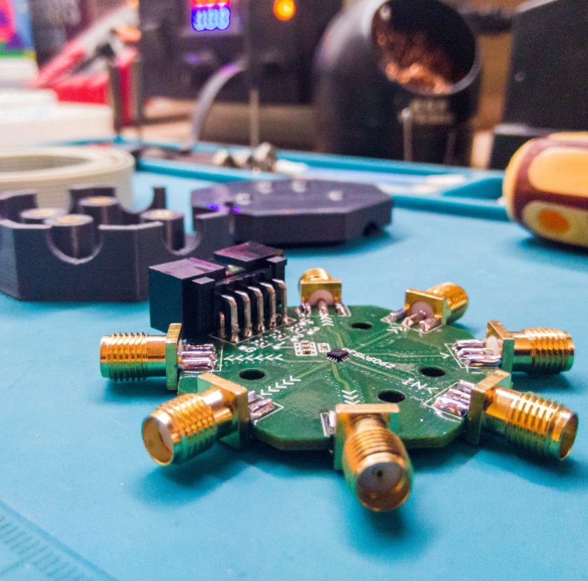 WB8United's tweet image. #Equipment #RFSwitch Wideband RF Switch (5 – 3000 MHz) dlvr.it/RNYYlZ