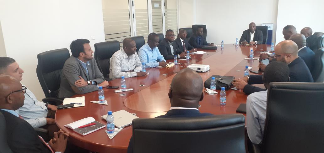 OfficielArptc's tweet image. Le #Régulateur, la #SCPT et les opérateurs sont mobilisés pour trouver des solutions rapides, alternatives à cette situation ln(coupure du câble #WACS). Cela, pour garantir une continuité des services et permettre aux consommateurs de rester connectés. @OKasindi