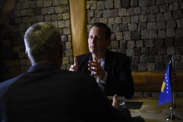 View image on Twitter