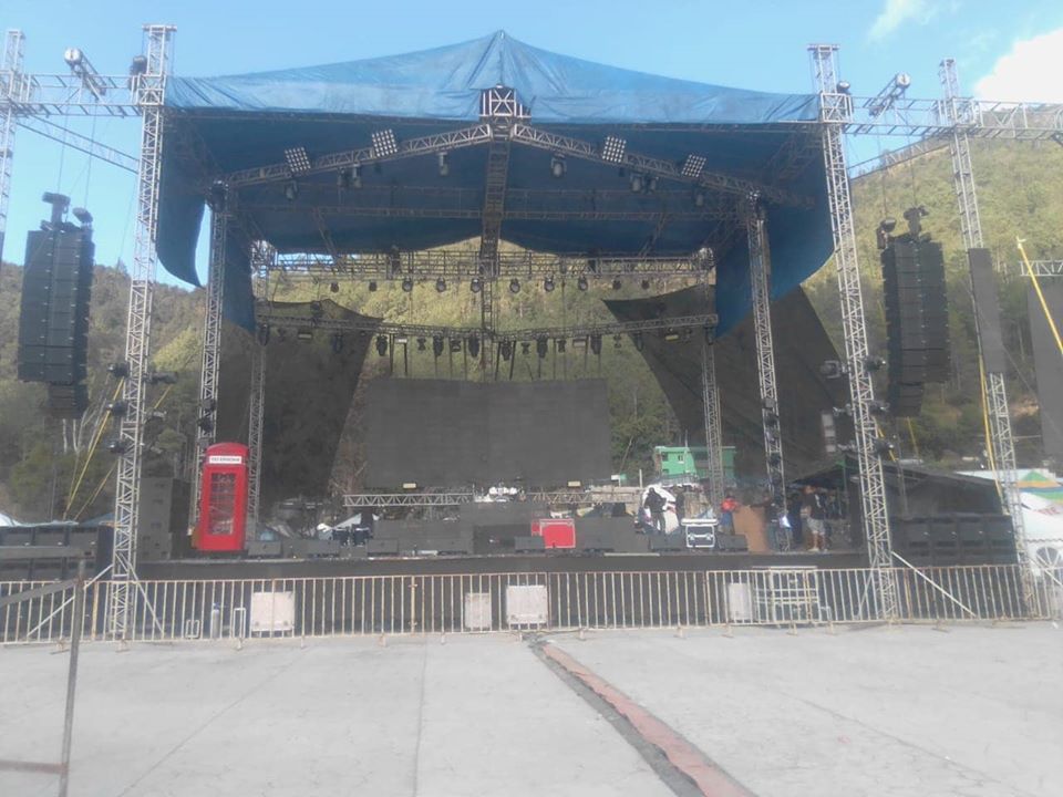 MiRadioON's tweet photo. El escenario de @RioRomamx
 en #Zinacantán #Chiapas https://t.co/tobZHiFcC1