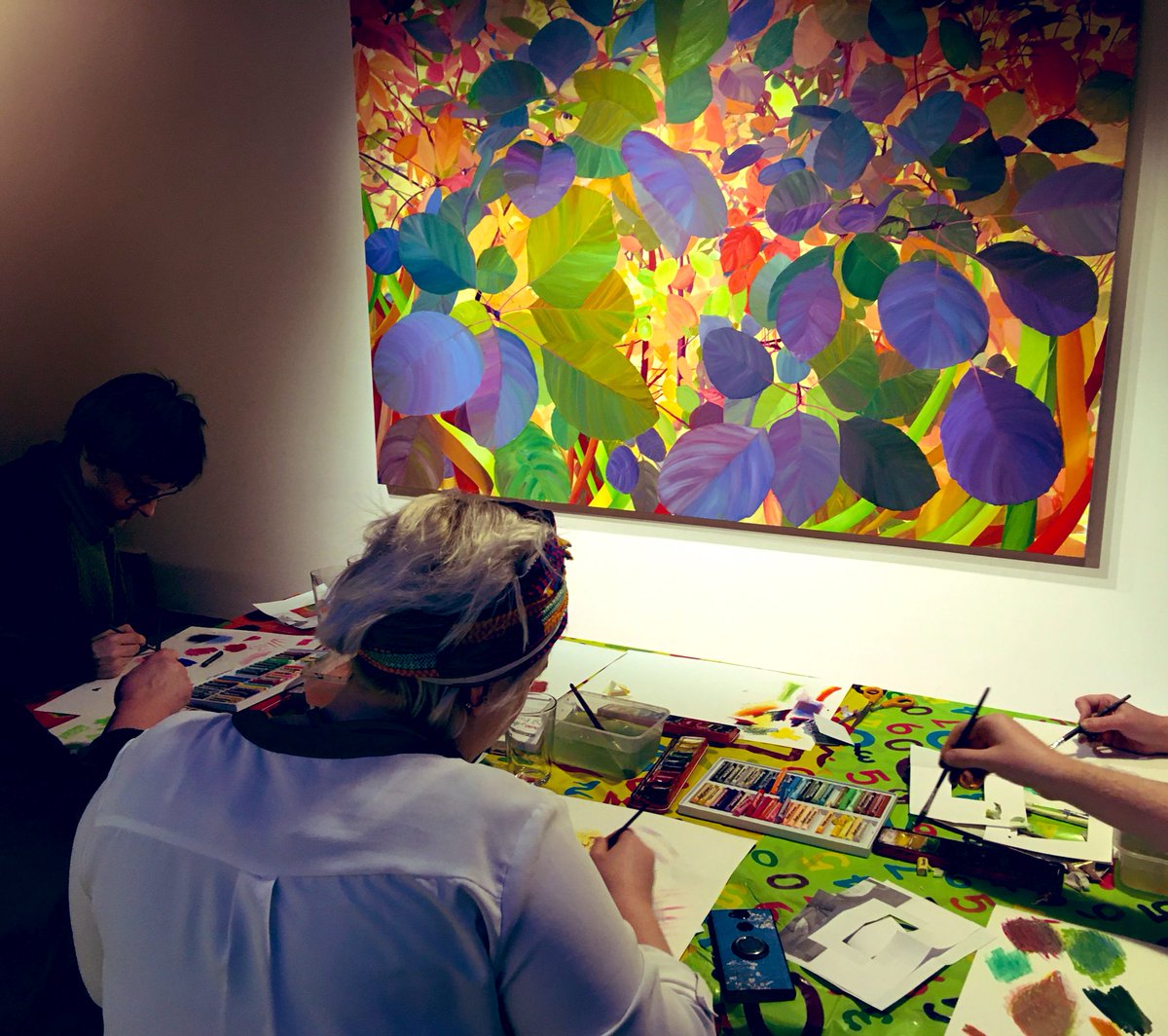cuttingsticking's tweet photo. Thanks to Livia and Janet @VanGoghLondon for hosting us teachers @ReayPrimary and to #KateBright for talking about her extraordinary paintings. A fascinating staff meeting was had by all! @OvalLearning https://t.co/S27f3CTi6x