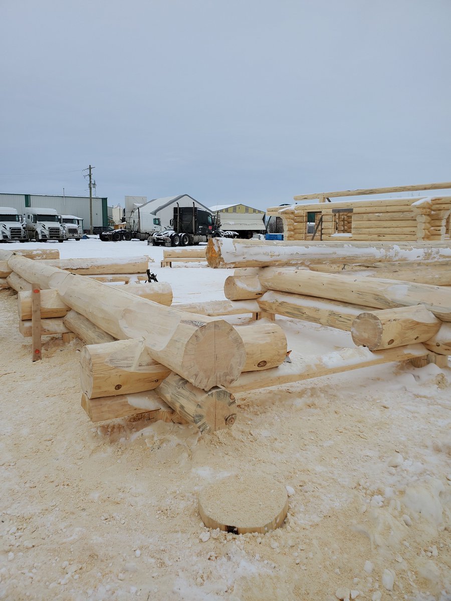 MH_WoodS's tweet image. It&apos;s onto the next at M &amp;amp; H!  This 1700sq ft recreational building with a 3/4 loft will be located overlooking Lake of the Prairies, SK  The dramatic prow front will be a view wall made of glass to maximize the stunning vistas.  #logbuilder #cabinlife #cabinliving #customlogbuild
