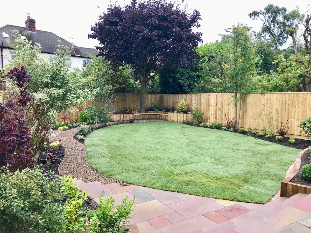 elmfieldgardens's tweet photo. #Gosforth #Newcastle #FamilyGarden - a place and a space for the whole family to relax and enjoy! @TalaseyGroup @natural_paving @patio_paving #timbersleepers #naturalsandstone https://t.co/a5zNEtRtjt