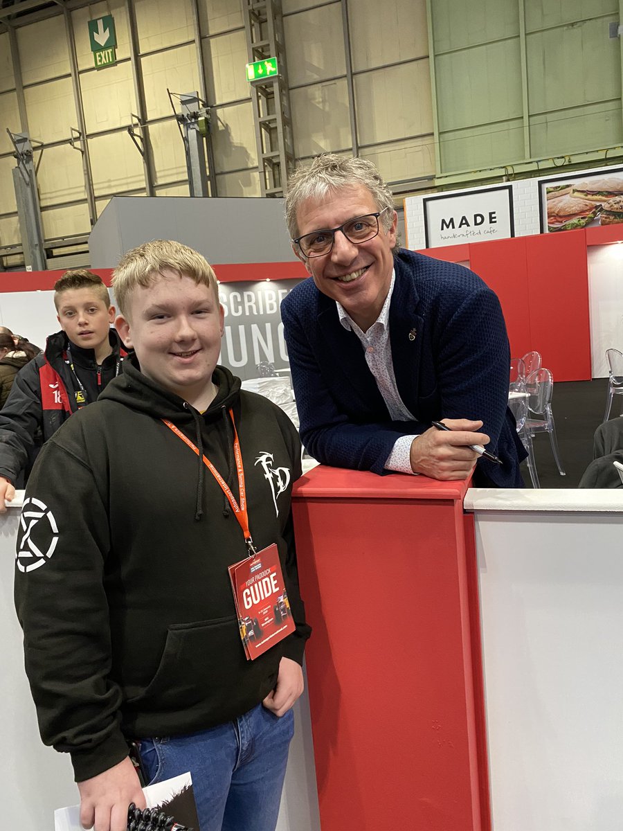 everykindacar's tweet image. Us meeting Jason Plato and he kindly signed his book while my son had a laugh with him what a gent @jasonplato please give us a follow on here and Instagram @everykindacar thank you